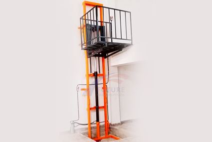 Industrial Goods Lift Manufacturer